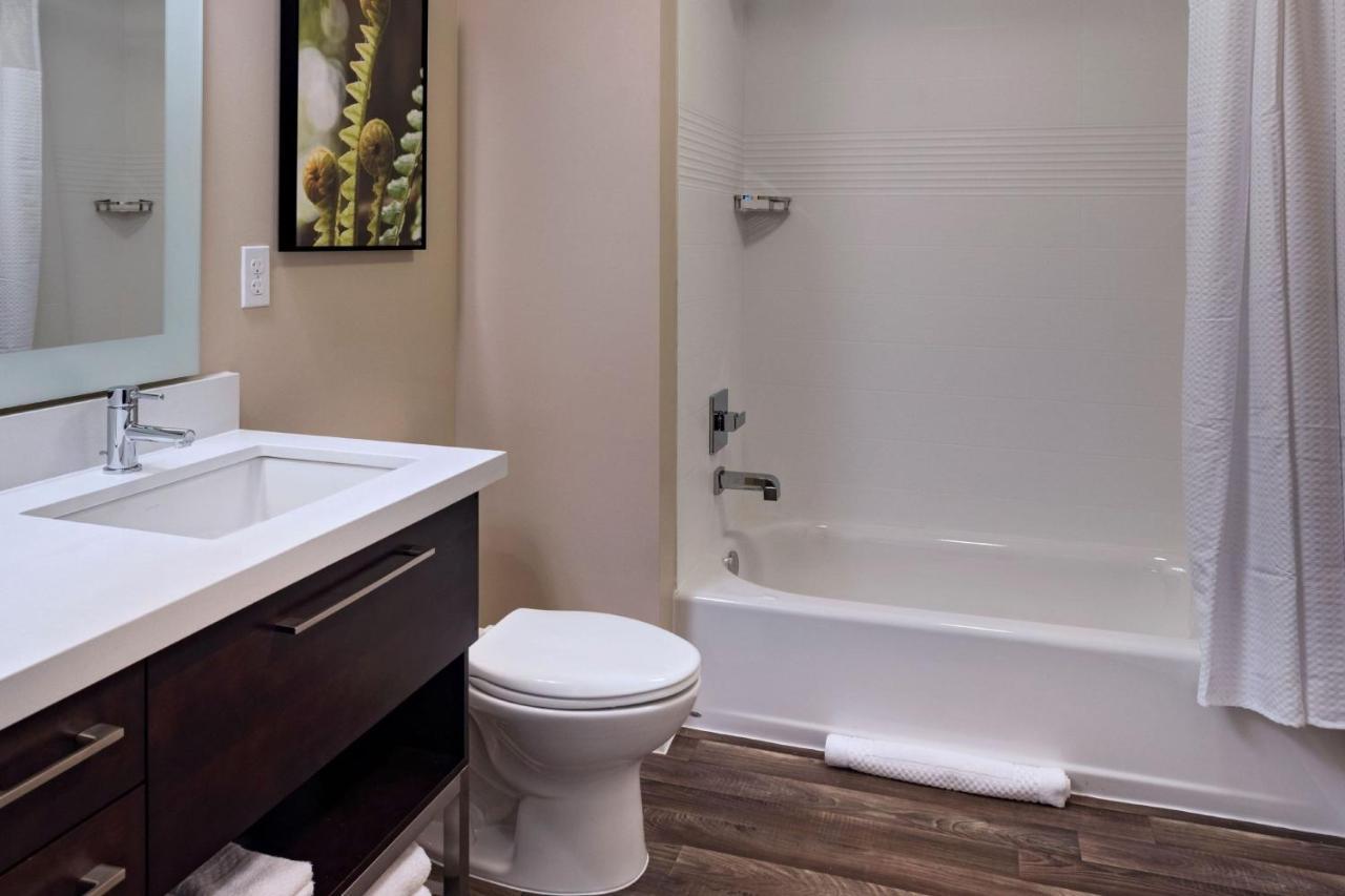 Towneplace Suites By Marriott Tacoma Lakewood Extérieur photo
